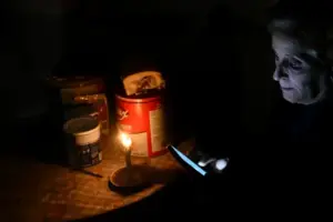 Cuba sufre su sexto apagón nacional en 18 meses. El sistema eléctrico colapsa totalmente mientras el bloqueo petrolero y la crisis de combustible paralizan la isla - Foto: Redes sociales