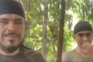 En un hecho inédito, la Fiscalía imputó a alias 'Jhon Mechas' y otros cabecillas del Frente 33 de las disidencias - Foto: Captura de video