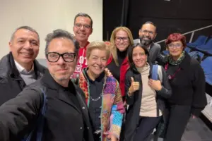 El candidato del Pacto Histórico, Iván Cepeda, recibe un respaldo masivo de exministros para asegurar la continuidad de las reformas sociales y la transición energética en Colombia - Foto: @GloriaRamirezRi