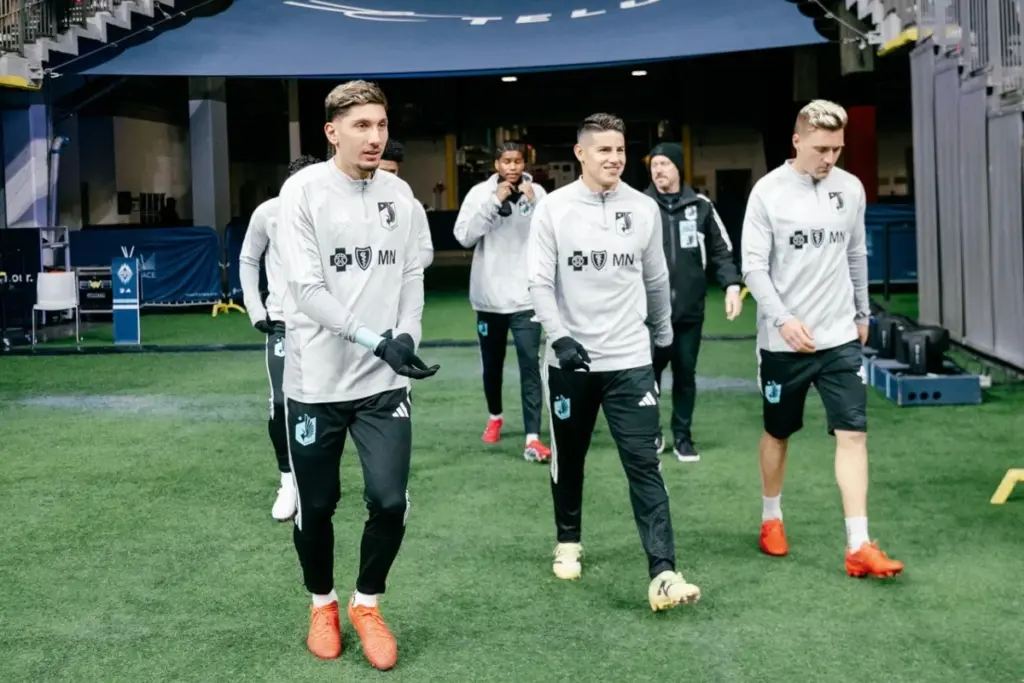 James Rodríguez debuta con Minnesota United en una jornada agridulce. Tras 117 días de inactividad, el '10' colombiano regresó a las canchas - Foto: @MNUFC