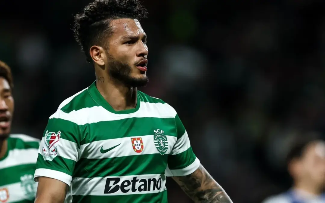 Luis Javier Suárez brilla y genera polémica en el clásico Sporting vs. Porto. Gol de la victoria, lesión de Bednarek y gestos de "robo" - Foto: @SportingCP