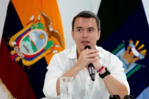 Tensión diplomática entre Ecuador y Colombia: Daniel Noboa califica de "falsas" las acusaciones de Gustavo Petro sobre bombardeos fronterizos y señala descuido de seguridad en el lado colombiano - Foto: Redes sociales