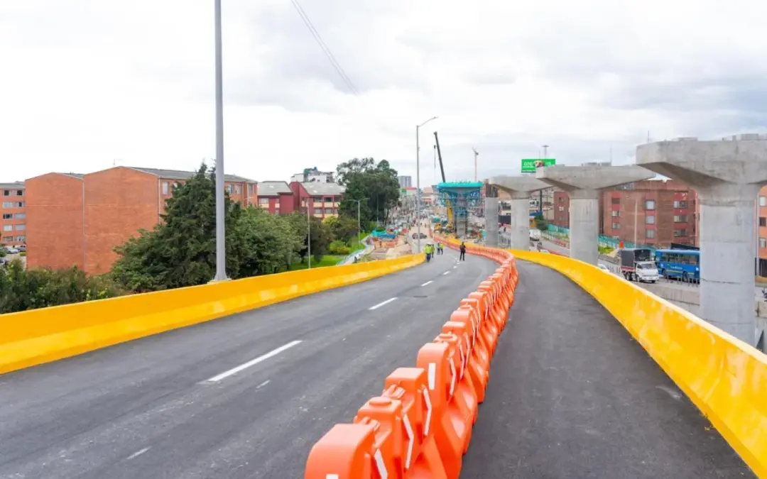 El alcalde Carlos Fernando Galán entrega el nuevo puente sur de la Primero de Mayo con Av. 68. Una obra clave de la Línea 1 del Metro de Bogotá que transformará la movilidad en Kennedy y Puente Aranda - Foto: @Bogota