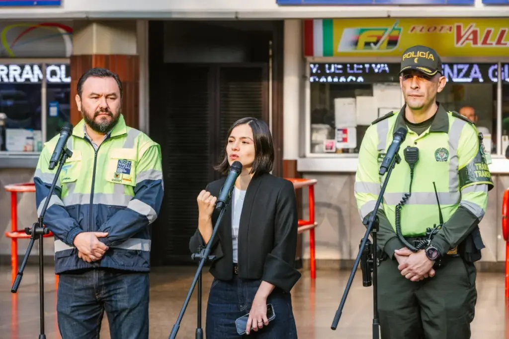 La Terminal de Transporte de Bogotá proyecta la salida de 560.000 viajeros esta Semana Santa - Foto: @SectorMovilidad