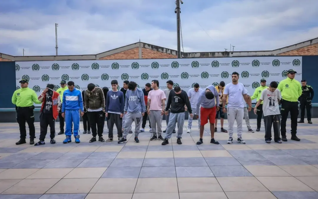 Histórico golpe a la criminalidad en Bogotá: Caen 23 integrantes de la banda 'El Mesa' - Foto: @Bogota