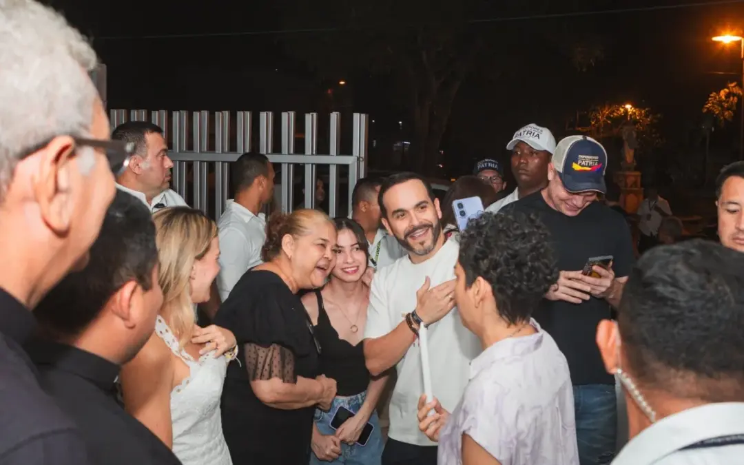 Abelardo de la Espriella lanza sus 13 propuestas bandera para la Presidencia de Colombia. Enfoque en seguridad, regreso de la fumigación aérea y reducción del Estado - Foto: @ABDELAESPRIELLA