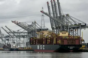 Un vertido de crudo paraliza el Puerto de Amberes, el segundo más importante de Europa - Foto: Redes sociales