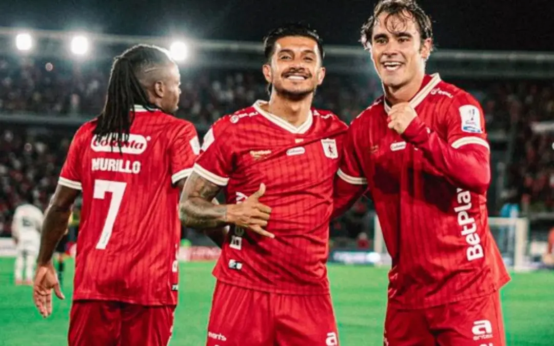 América de Cali vence 0-2 a Fortaleza en El Campín, asegura su clasificación a los playoffs de la Liga BetPlay I-2026 y elimina a los 'Amix' - Foto: @AmericadeCali