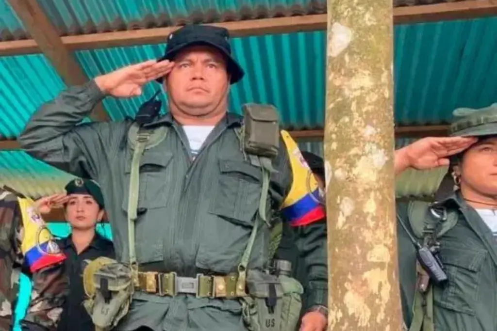 La Fiscalía de Colombia imputará a alias “Calarcá”, jefe de las disidencias de las Farc, por delitos de lesa humanidad cometidos durante su rol como delegado de paz - Foto: Redes sociales