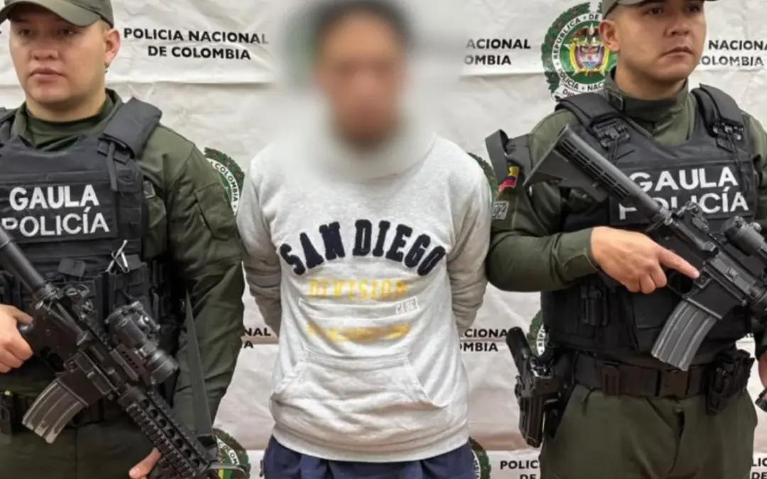 El Gaula de la Policía capturó a tres presuntos extorsionistas en Bogotá tras operativos en Los Mártires, Ciudad Bolívar y Engativá - Foto: @PoliciaBogota