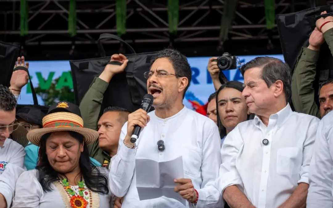 Iván Cepeda cierra la puerta de su campaña a Jorge Lemus tras el escándalo de "Papá Pitufo" - Foto: @IvanCepedaCast
