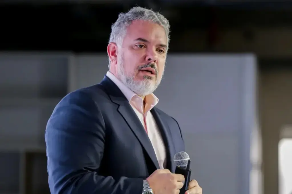 Choque de trenes entre Gustavo Petro e Iván Duque por el pago de la deuda con el FMI - Foto: Redes sociales