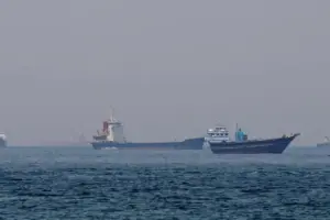 Tensión máxima en el estrecho de Ormuz. Irán intercepta los buques MSC Francesca y Epaminondas, mientras Reino Unido y Francia lideran una coalición internacional para garantizar la libertad de navegación y responder a los ataques - Foto: Redes sociales
