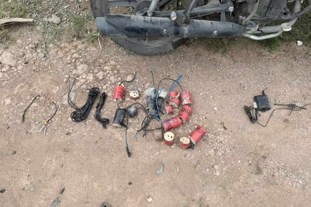 El Ejército y la Policía frustraron un atentado con motobomba en El Plateado, Cauca - Foto: @COL_EJERCITO