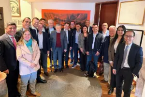 El Partido Liberal anuncia su apoyo oficial a Paloma Valencia para la primera vuelta presidencial, pese a fuertes divisiones internas y disidencias hacia otros candidatos - Foto: Redes sociales