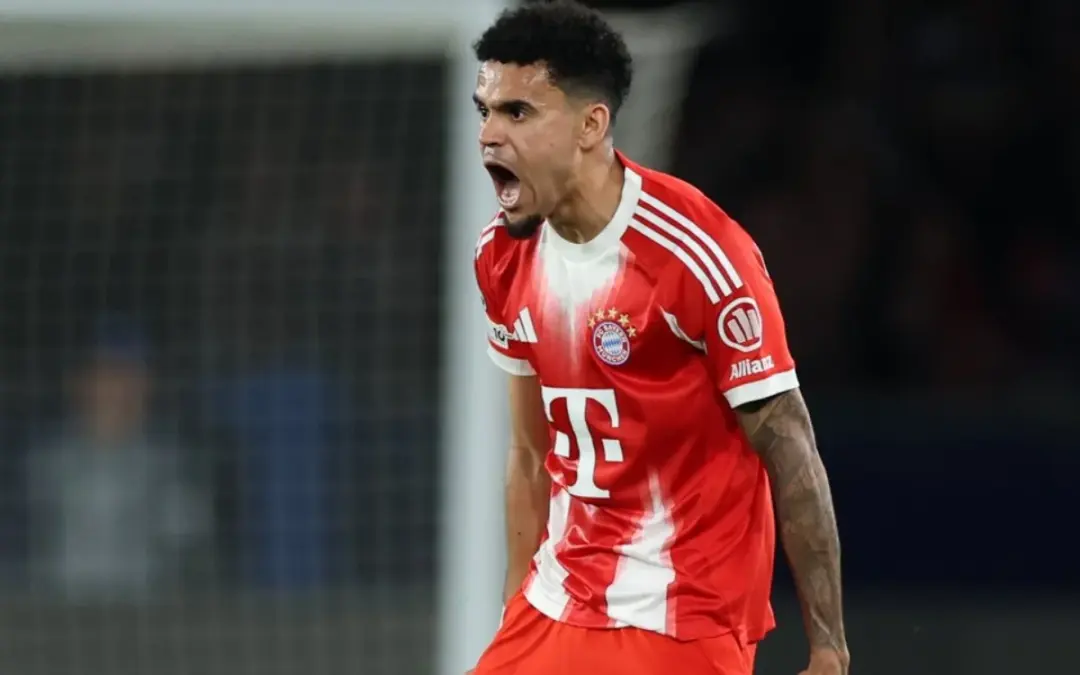 Luis Díaz brilla en las semifinales de la UEFA Champions League 2025/26 y es incluido en el XI ideal tras su exhibición ante el PSG - Foto: @FCBayernES