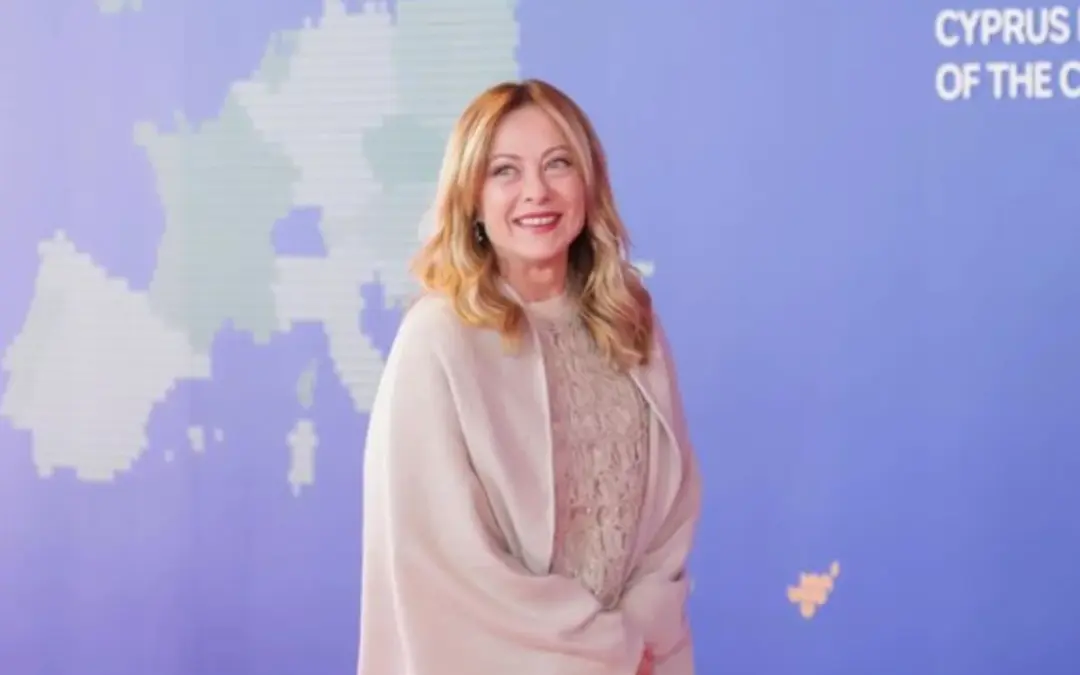 Crisis en la OTAN: Giorgia Meloni clama por unidad ante posibles sanciones de EE. UU. a España