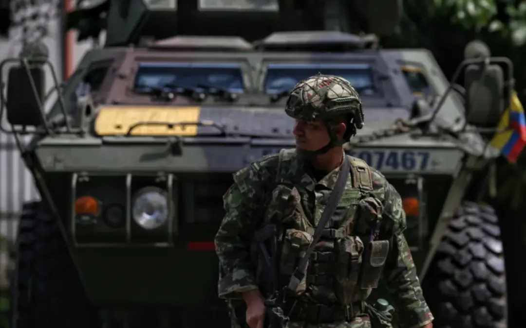 Refuerzo militar en el suroccidente de Colombia: Despliegue masivo de blindados y drones para contener la violencia