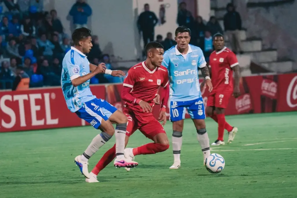 América de Cali rescató un valioso empate 1-1 ante Macará en Ecuador en su debut en la fase de grupos de la Copa Sudamericana - Foto: @AmericadeCali