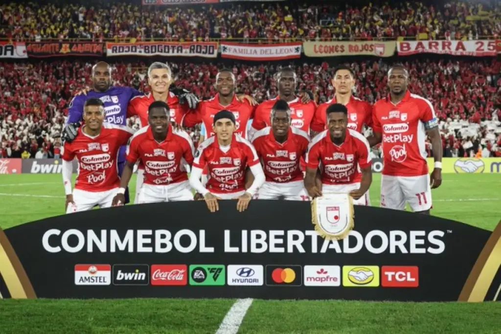 Independiente Santa Fe cede terreno en la Copa Libertadores tras empatar 1-1 con Peñarol en El Campín - Foto: @SantaFe