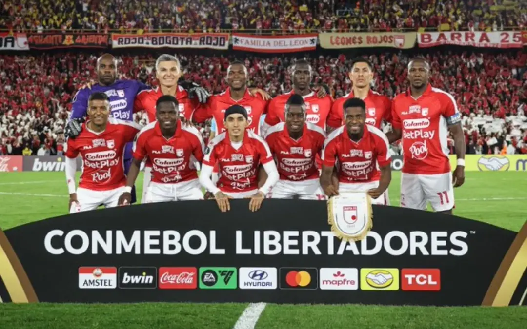 Independiente Santa Fe cede terreno en la Copa Libertadores tras empatar 1-1 con Peñarol en El Campín - Foto: @SantaFe