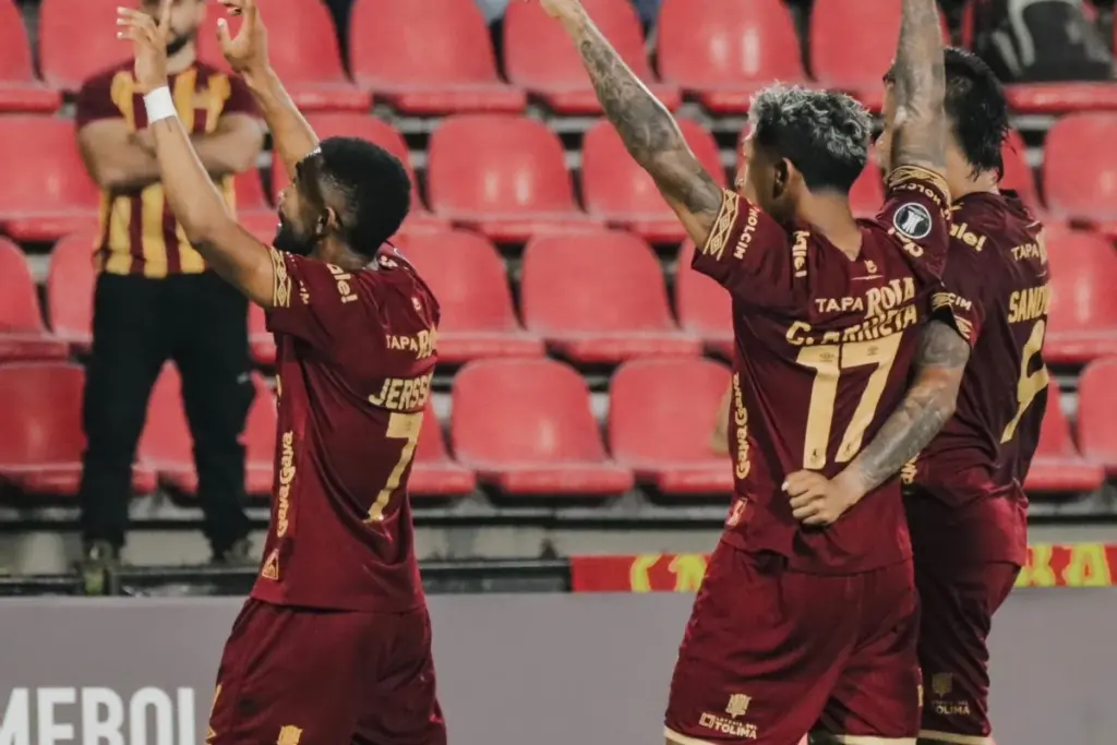 Deportes Tolima revive en la Copa Libertadores tras golear 3-0 a Coquimbo Unido en Ibagué - Foto: @cdtolima