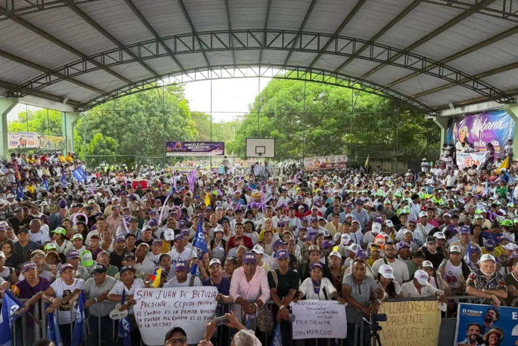 El candidato Iván Cepeda mantiene una activa y polémica agenda en el Caribe a días de las elecciones - Foto: @IvanCepedaCast