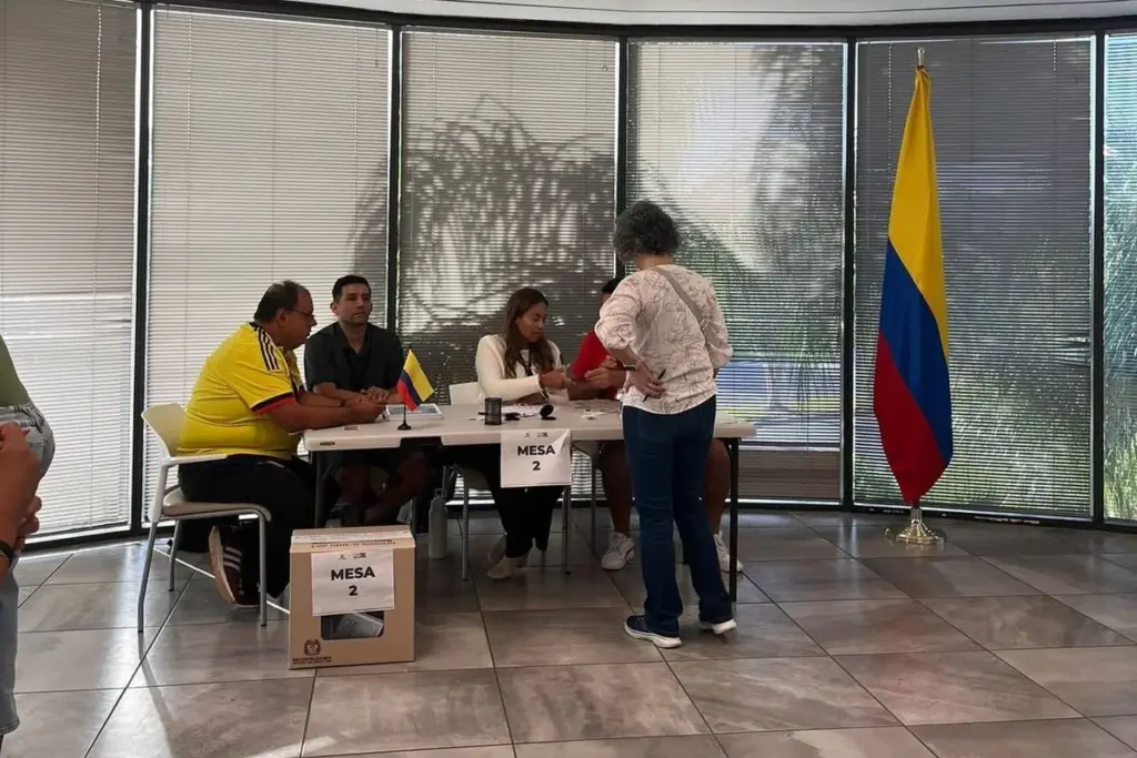 Con la apertura de las urnas en Auckland, Nueva Zelanda, arrancó oficialmente la semana de votaciones presidenciales para los colombianos en el exterior - Foto: Cortesía