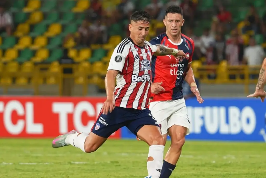 Junior de Barranquilla quedó eliminado de la Copa Libertadores 2026 tras caer 0-1 ante Cerro Porteño en Cartagena. El equipo de Alfredo Arias se despidió del torneo continental sin opciones de avanzar - Foto: @JuniorClubSA