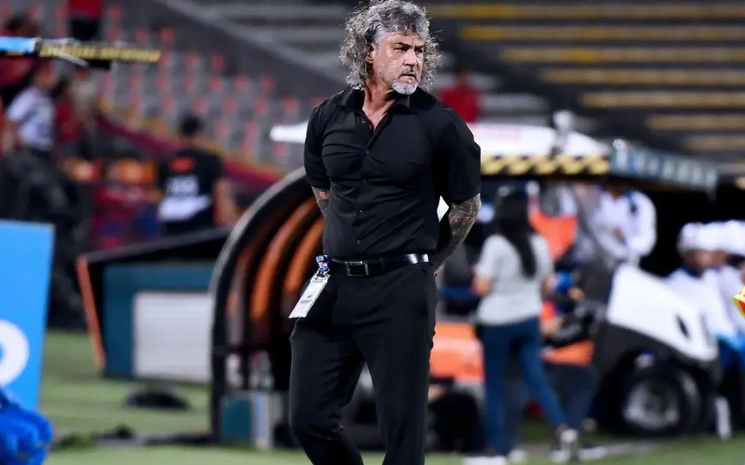 Independiente Medellín avanza en las negociaciones para el regreso de Leonel Álvarez como director técnico - Foto: Redes sociales