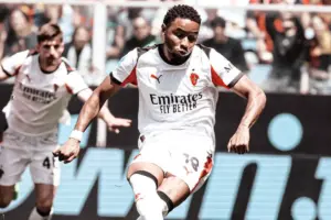 El propietario del AC Milan, Gerry Cardinale, ejecutó una purga histórica en la directiva tras el fracaso de quedar fuera de la Champions League - Foto: @acmilan