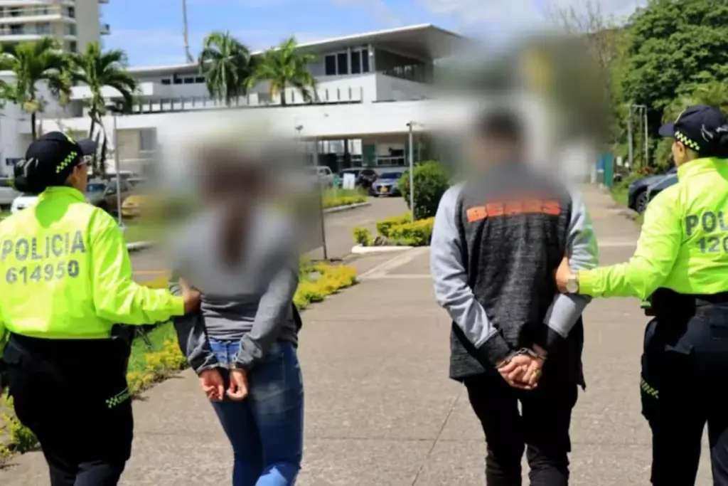 Capturada una pareja en Ibagué por la tortura y abuso sistemático de una menor durante nueve años - Foto: @FiscaliaCol
