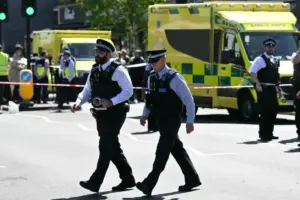 La Policía de Londres investiga un incendio provocado en una sinagoga como posible acto terrorista. El hecho se suma a una serie de ataques antisemitas recientes en la capital británica - Foto: Redes sociales