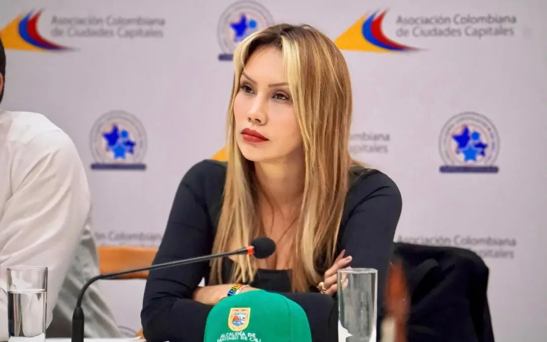 Un juez de garantías ordena la libertad de Sandra Ortiz, exconsejera presidencial vinculada al escándalo de la UNGRD, por vencimiento de términos. La Fiscalía cuestiona la decisión alegando maniobras dilatorias de la defensa - Foto: Redes sociales