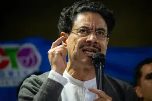 El senador y excandidato presidencial Iván Cepeda amenazó con acudir a la desobediencia civil frente al gobierno entrante de Abelardo de la Espriella, condicionando el reconocimiento de su autoridad a una serie de exigencias que carecen de sustento jurídico - Foto: Redes sociales