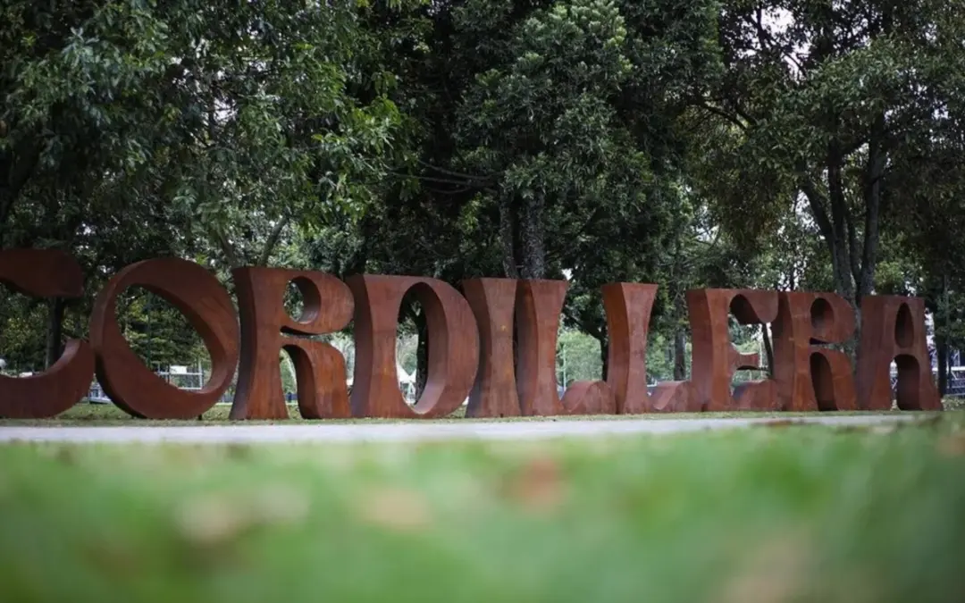 El Festival Cordillera 2026 reveló su cartel oficial encabezado por Ricky Martin, Andrés Calamaro y Caifanes. La quinta edición se tomará el Parque Simón Bolívar en septiembre - Foto: Redes sociales