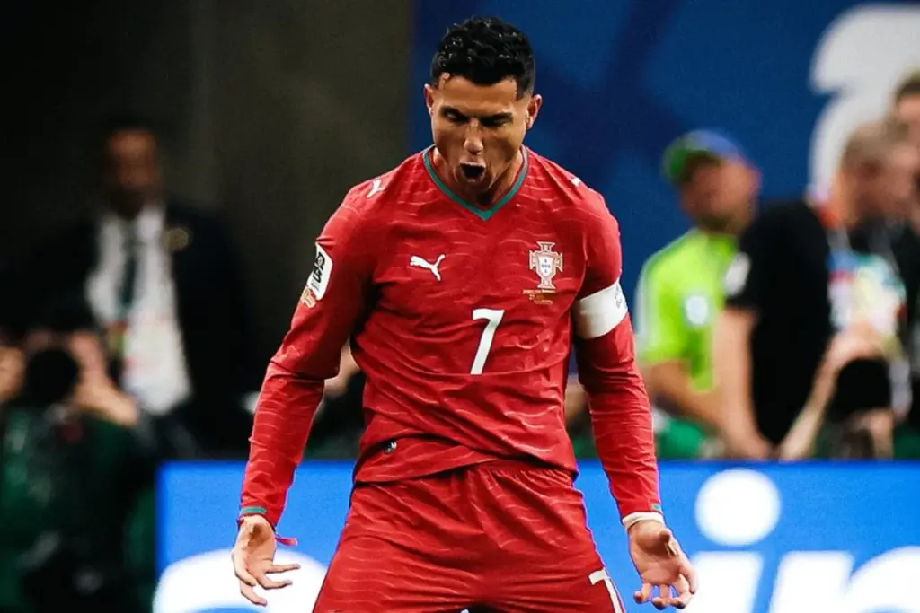 Cristiano Ronaldo hace historia en el Mundial 2026 al convertirse en el primer jugador en marcar en seis Copas del Mundo consecutivas - Foto: @fifaworldcup_es