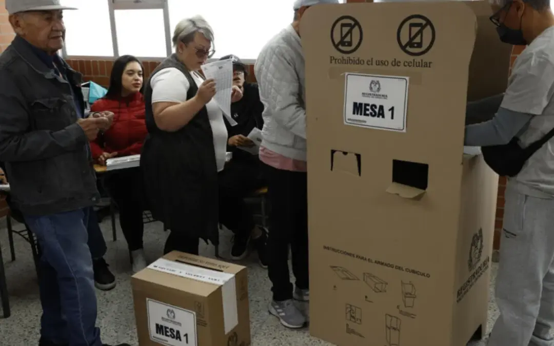 Escrutinio electoral en Colombia: Abelardo De la Espriella mantiene ventaja sobre Iván Cepeda con precisión del 99,99% - Foto: Redes sociales