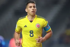 El volante de la Selección Colombia, Gustavo Puerta, despierta el interés de cinco grandes clubes de Europa tras su brillante temporada en el Racing de Santander - Foto: Redes sociales
