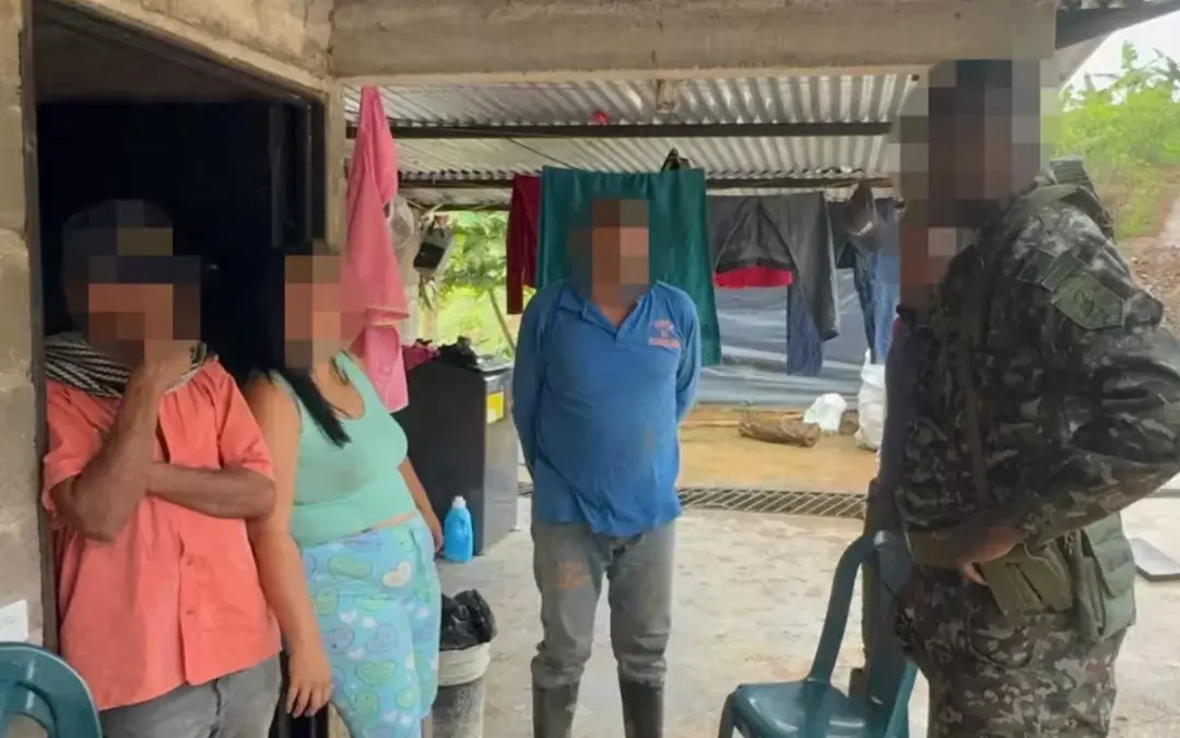 Operativo militar en Remedios: Ejército rescata a cinco personas amarradas por disidencias de las FARC