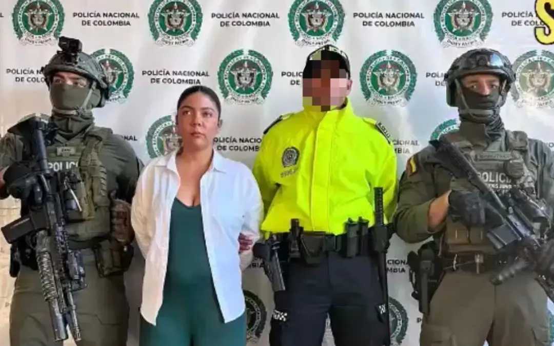 La Policía y la Fiscalía capturaron en Antioquia a Ingrid Paola Ávila Hernández, alias "La Patrona", hermana de alias "Chiquito Malo" y pieza clave en el lavado de activos y las finanzas del Clan del Golfo - @PoliciaColombia