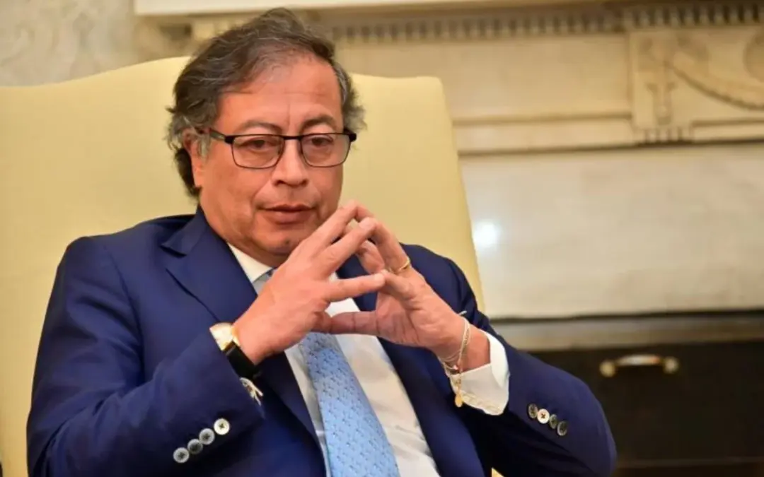 Terremoto institucional en Colombia. La representante Gloria Arizabaleta ordenó suspender provisionalmente al presidente Gustavo Petro por presunta participación en política, desatando un inédito limbo jurídico - Foto: Redes sociales