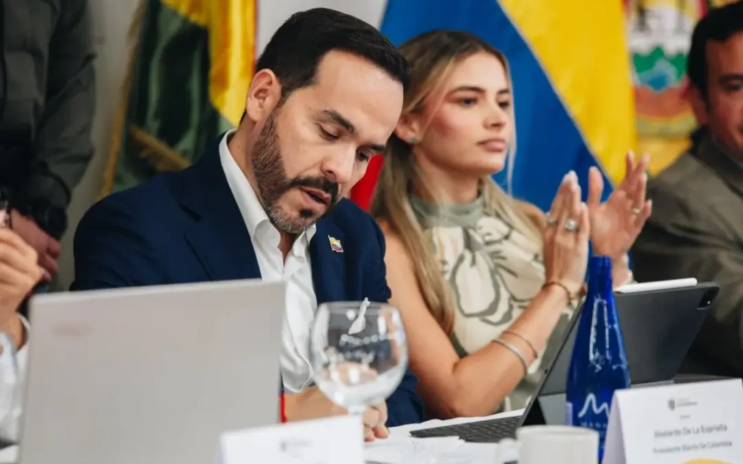 El presidente electo Abelardo De La Espriella solicitó al Congreso trasladar su posesión presidencial del 7 de agosto de Popayán a Cali debido a la actividad del volcán Puracé - Foto: Prensa Abelardo De La Espriella