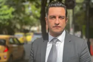 Andrés Idárraga dimitió como secretario de Transparencia de la Presidencia - Foto: Redes sociales