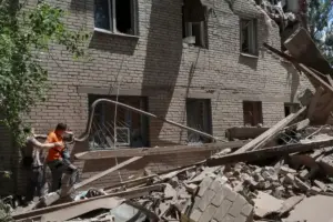 Un ataque con misiles del Ejército ruso golpeó una exhibición de armamento cerca de Kiev y dejó al menos 11 muertos y cerca de un centenar de heridos - Foto: Redes sociales