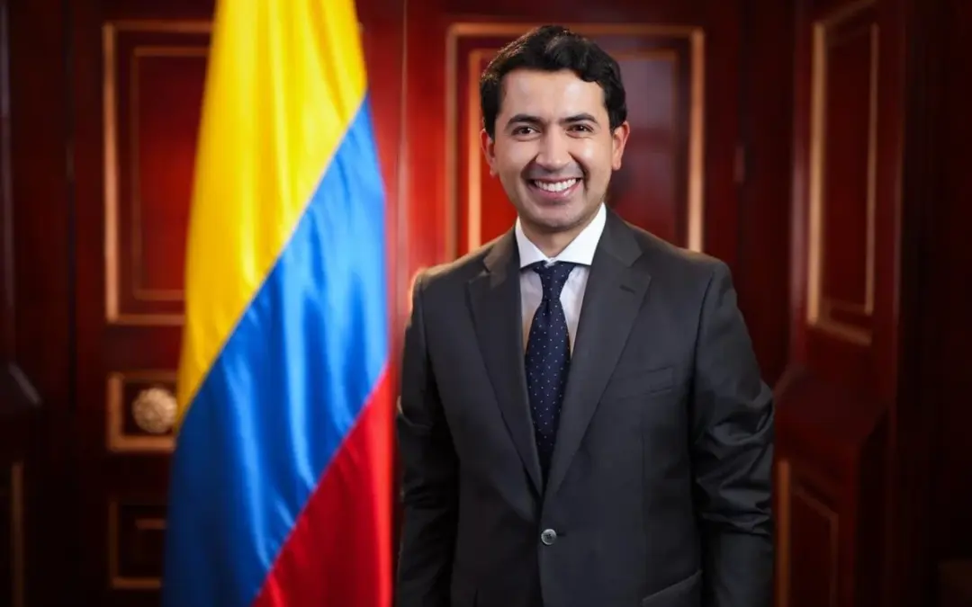 Pulso por la austeridad en Bogotá: Daniel Briceño radica proyecto de ley para suprimir la Veeduría Distrital