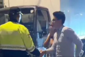 La Policía de Bogotá recuperó en Engativá el furgón robado a la empresa 'Soñaty' tras hacerse viral su denuncia en redes - Foto: Captura de video