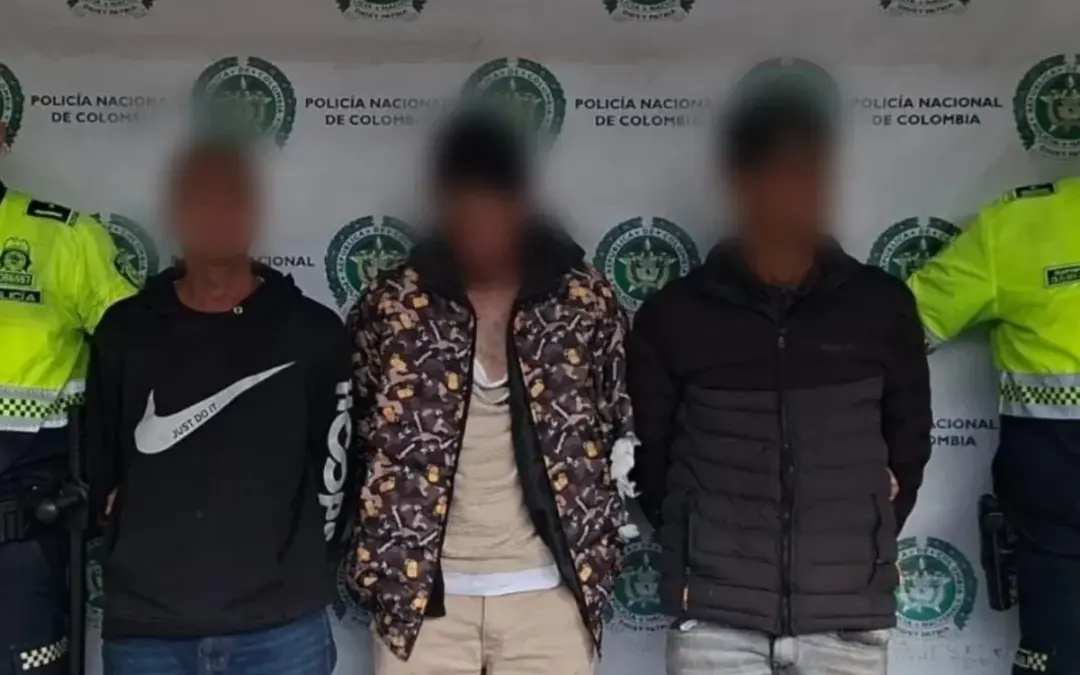 Cayeron en Usme: Capturan a tres extranjeros acusados de secuestrar y asaltar a los ocupantes de una camioneta en la vía Chipaque-Bogotá