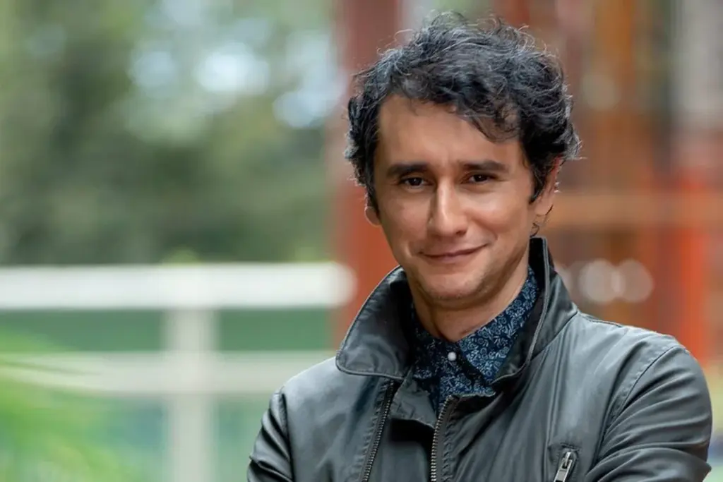 El reconocido actor Carlos Manuel Vesga hace historia al recibir su primera nominación a los Premios Emmy - Foto: Redes sociales