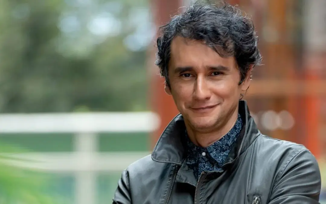 El reconocido actor Carlos Manuel Vesga hace historia al recibir su primera nominación a los Premios Emmy - Foto: Redes sociales